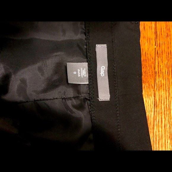 Gap skirt - Picture 2 of 3